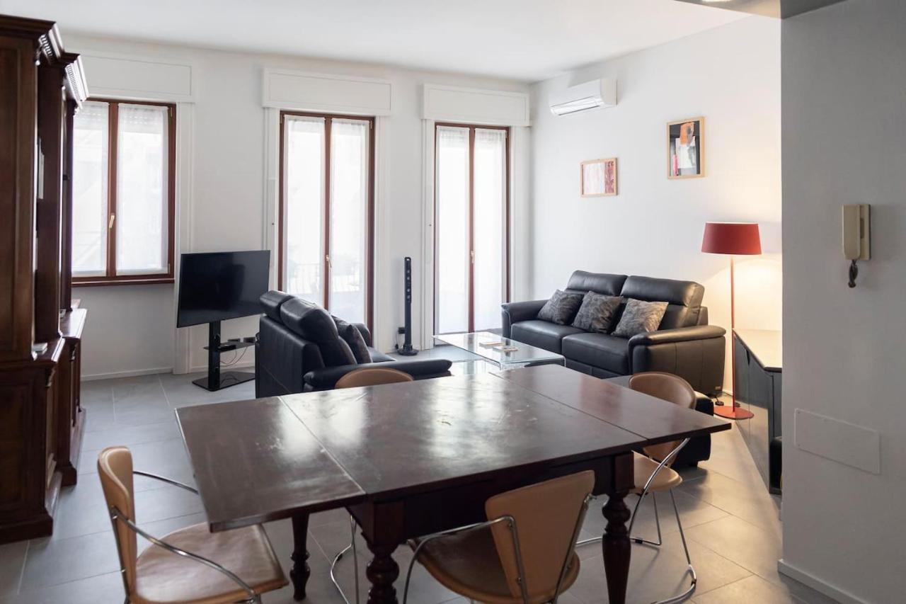Apartment Close To Duomo Milaan Buitenkant foto